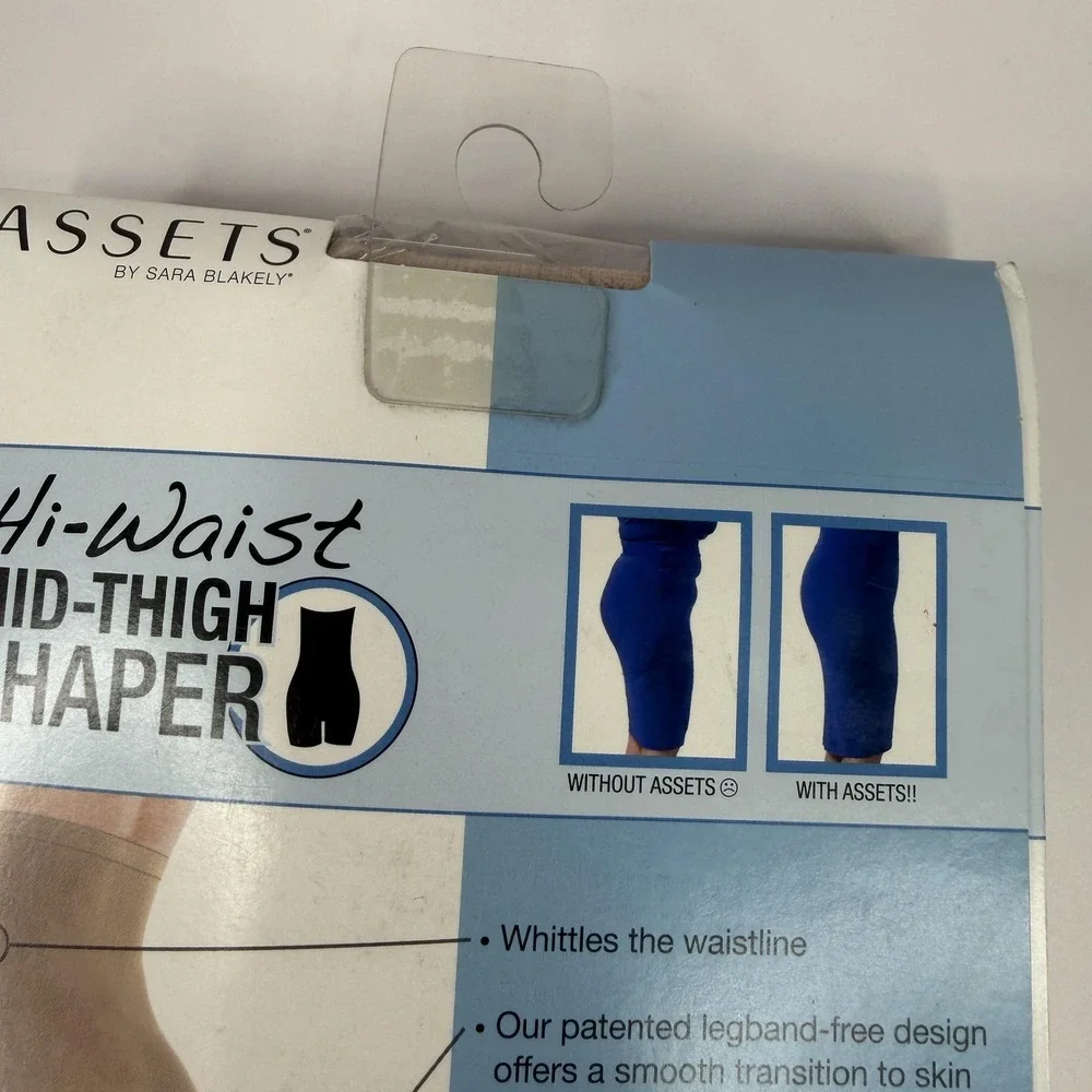 Assets By Sara Blakely Hi-Waist Mid-Thigh Shaper Womens 5 Nude Beige Spanx